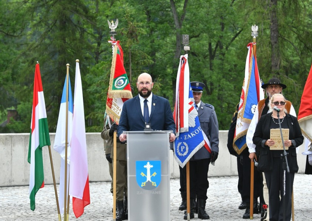 Pomnik Kurierów Tatrzańskich w Kuźnicach