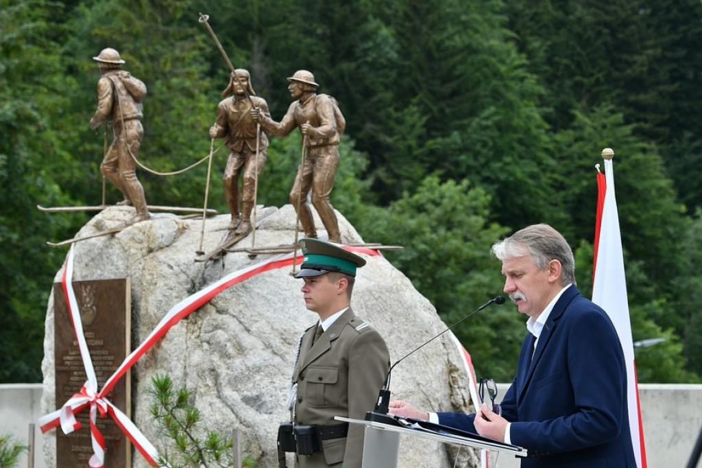 Pomnik Kurierów Tatrzańskich w Kuźnicach