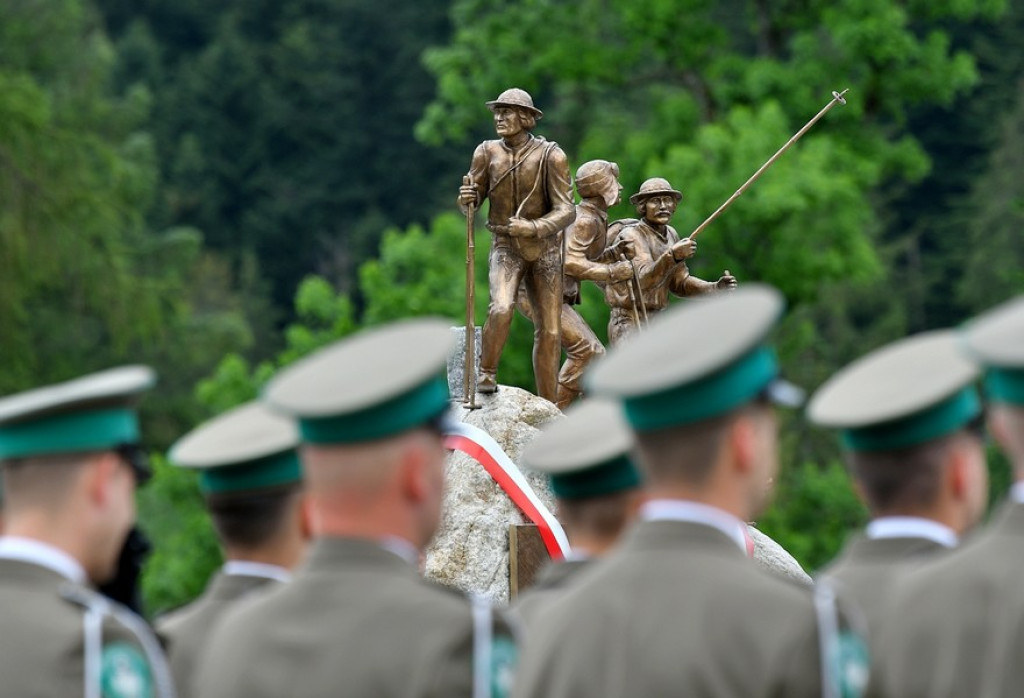 Pomnik Kurierów Tatrzańskich w Kuźnicach