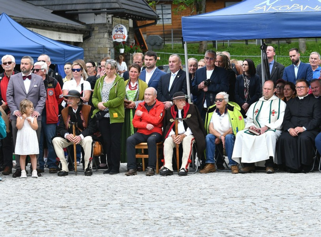 Pomnik Kurierów Tatrzańskich w Kuźnicach