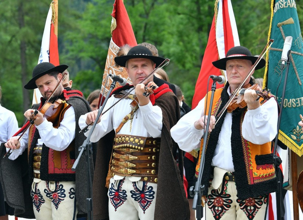 Pomnik Kurierów Tatrzańskich w Kuźnicach
