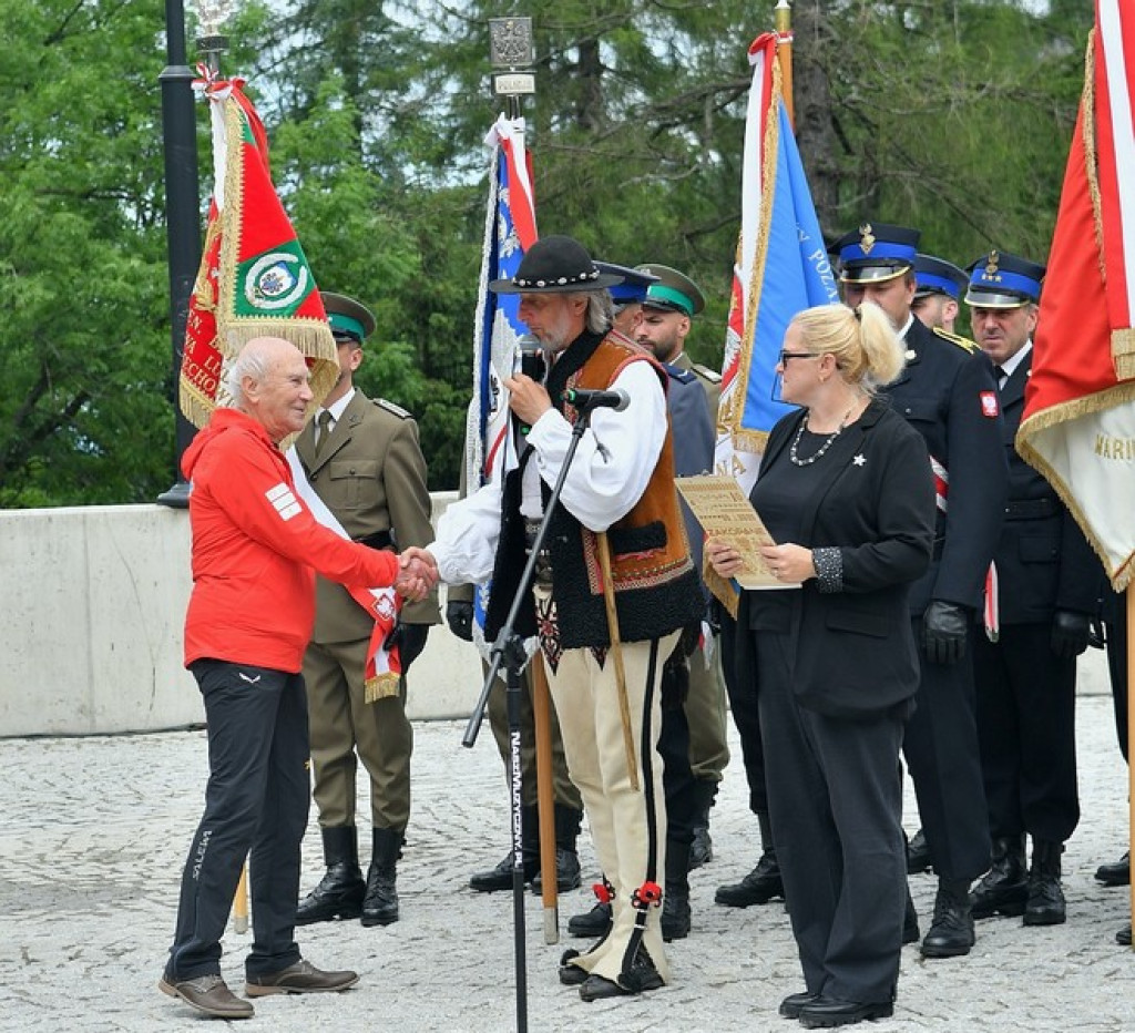 Pomnik Kurierów Tatrzańskich w Kuźnicach