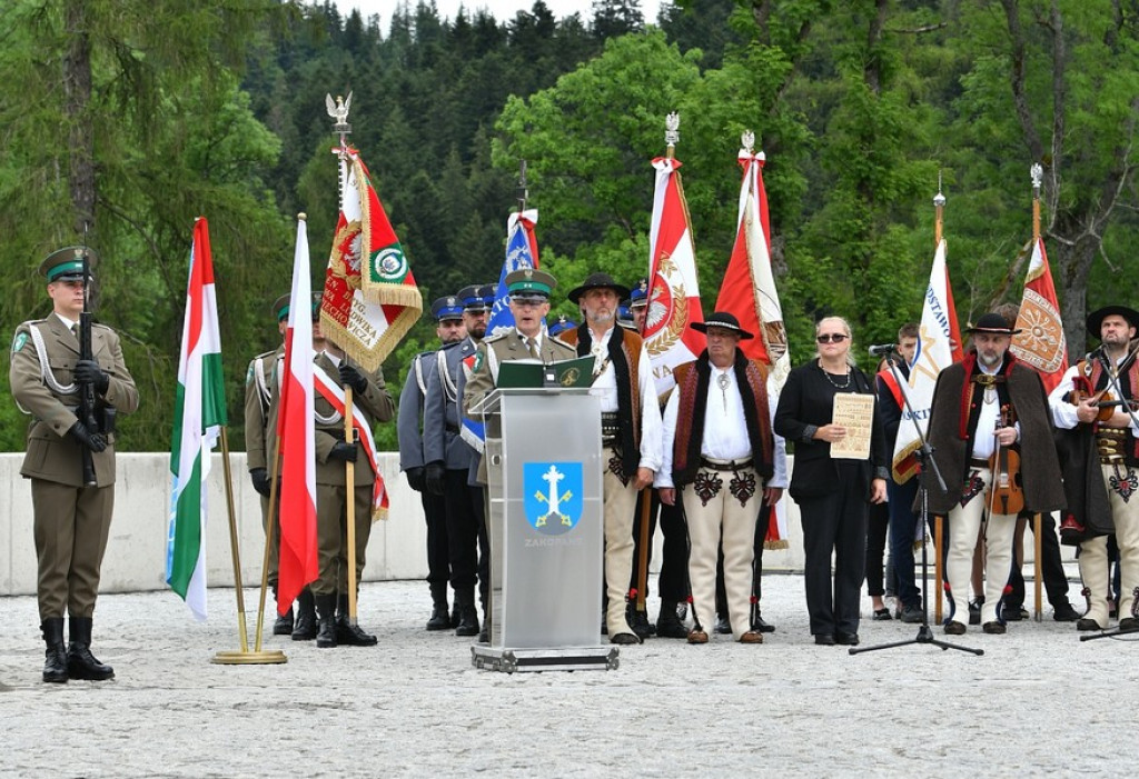 Pomnik Kurierów Tatrzańskich w Kuźnicach