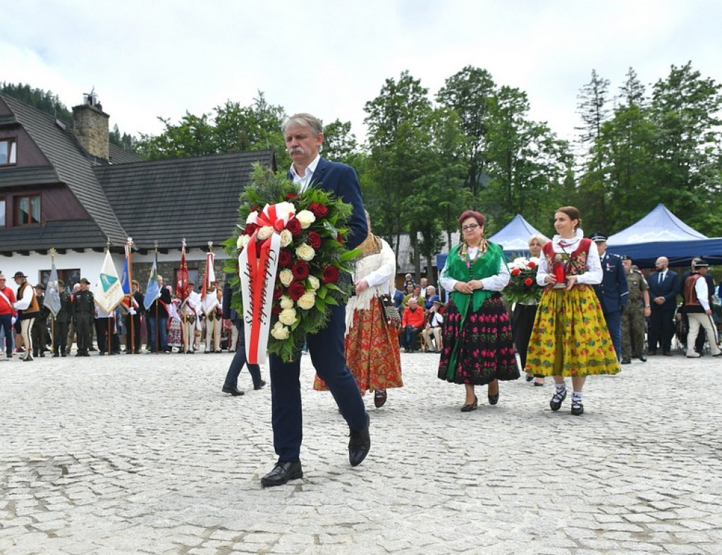 Pomnik Kurierów Tatrzańskich w Kuźnicach