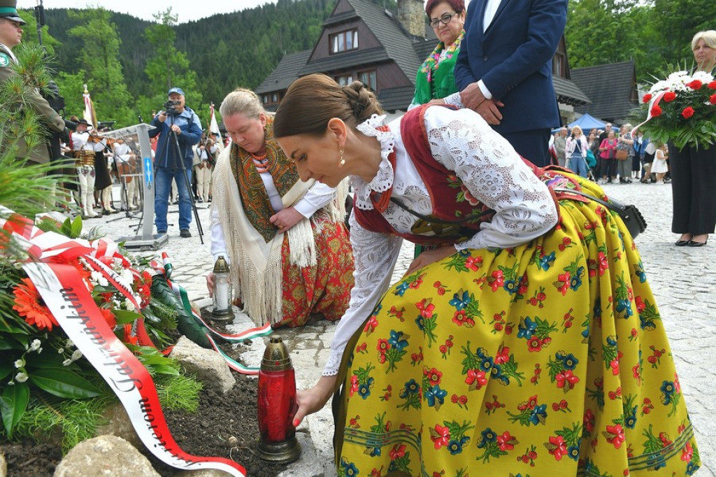 Pomnik Kurierów Tatrzańskich w Kuźnicach