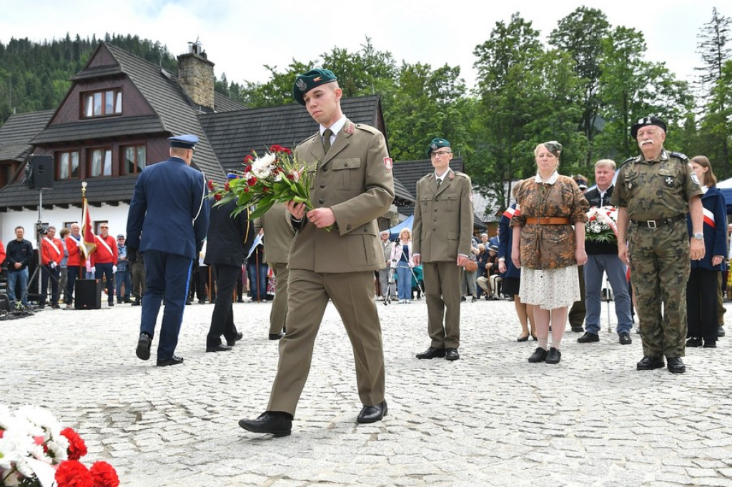 Pomnik Kurierów Tatrzańskich w Kuźnicach