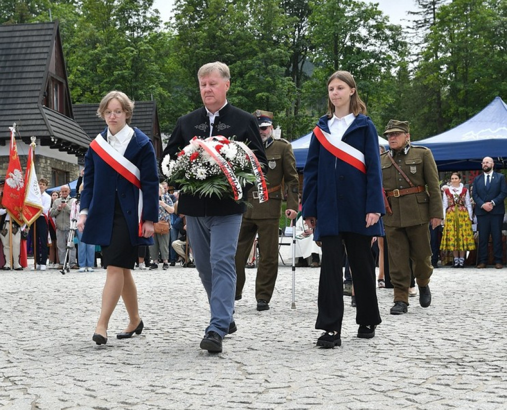 Pomnik Kurierów Tatrzańskich w Kuźnicach
