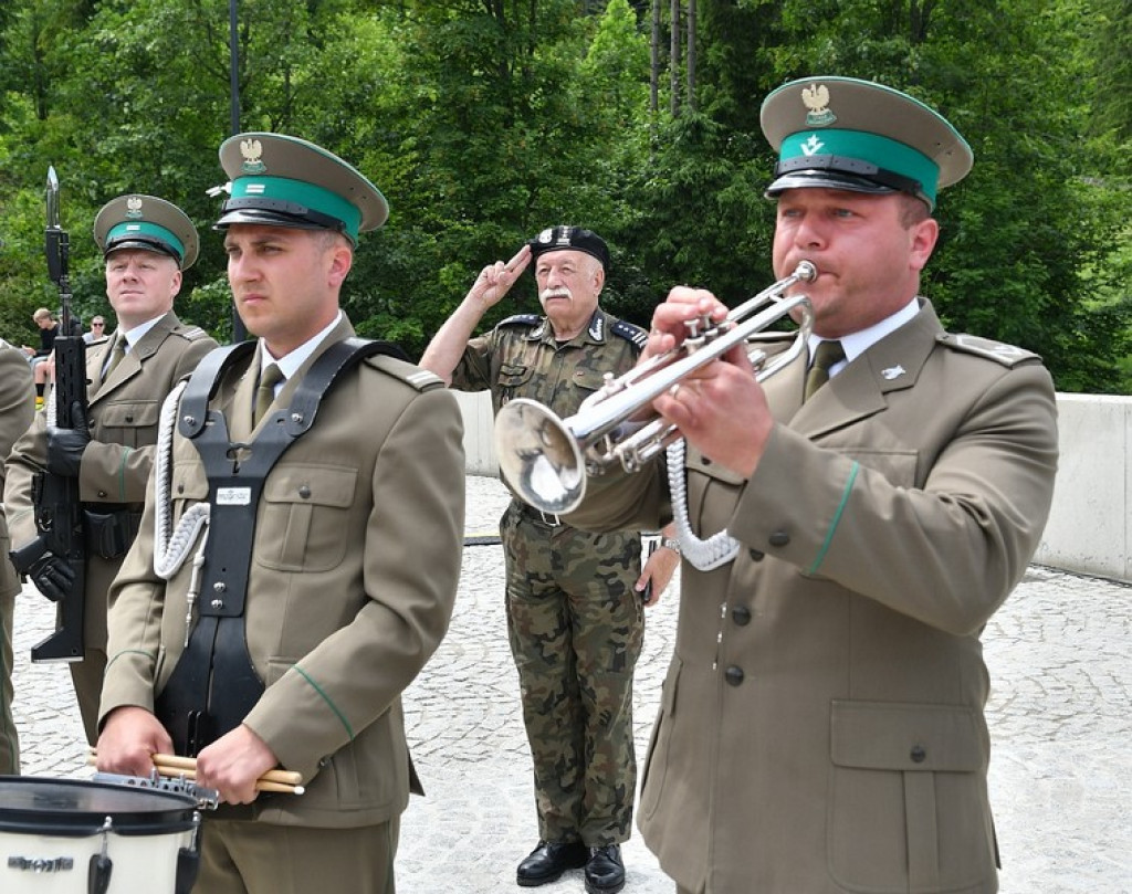 Pomnik Kurierów Tatrzańskich w Kuźnicach