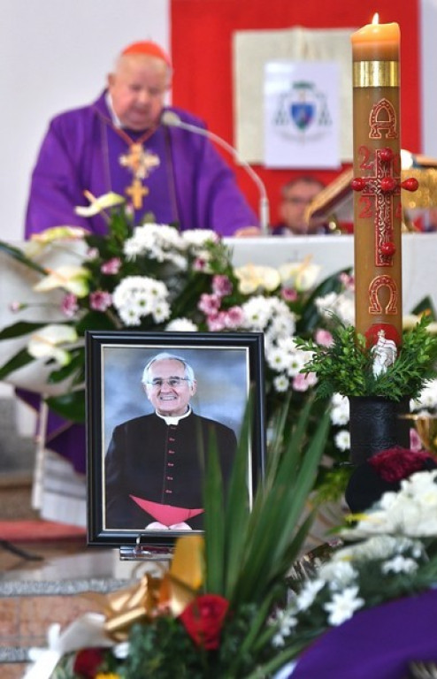 Ostatnia droga księdza Stanisława Szyszki