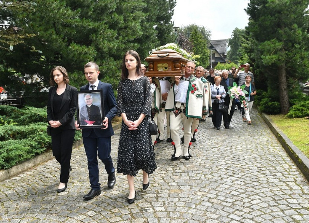Ostatnia droga księdza Stanisława Szyszki