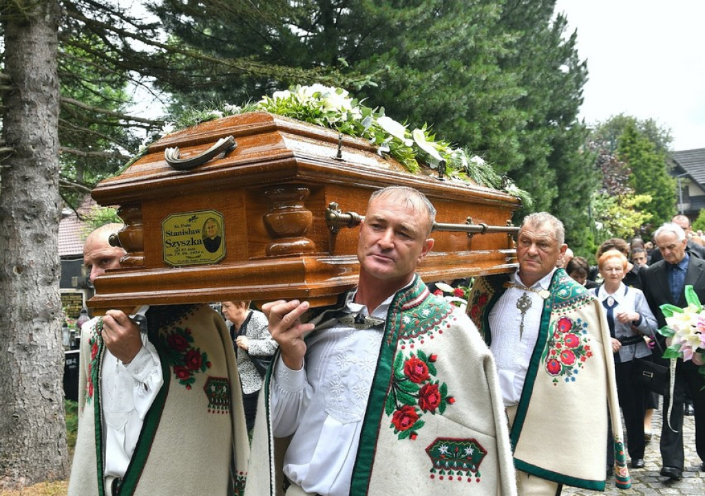 Ostatnia droga księdza Stanisława Szyszki
