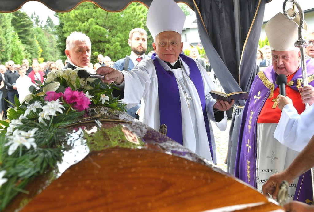 Ostatnia droga księdza Stanisława Szyszki