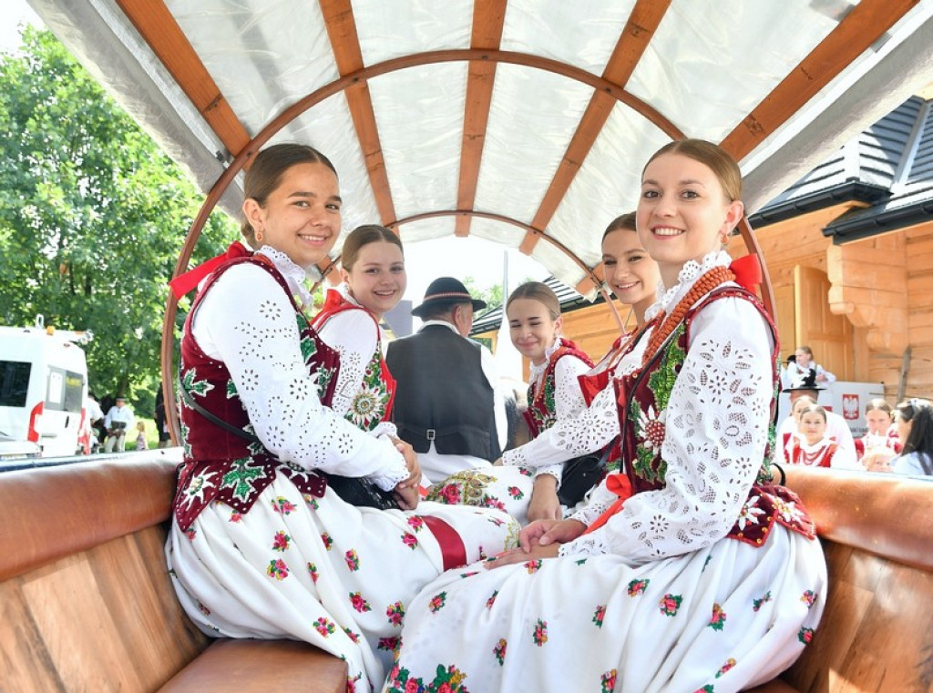 Deszczowe wybory Nośwarniyjsej Gorolecki w Białym Dunajcu