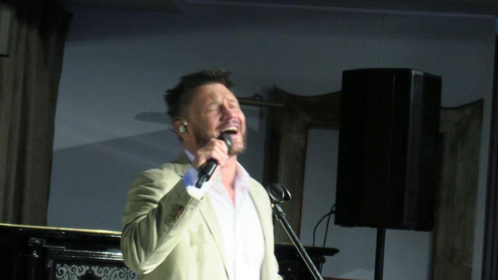 Grzegorz Wilk i Piosenki Mistrzów