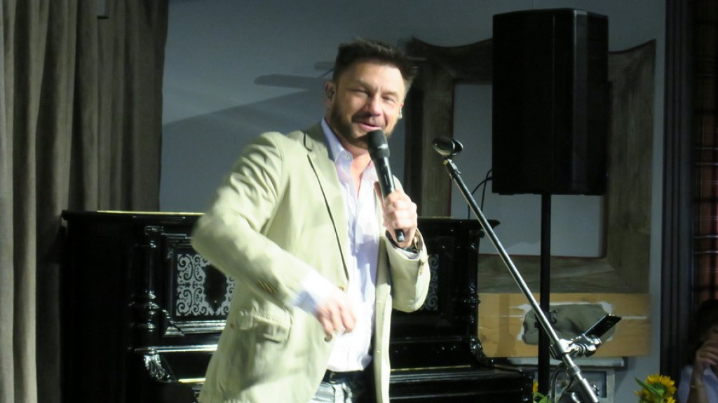 Grzegorz Wilk i Piosenki Mistrzów