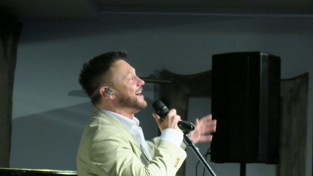 Grzegorz Wilk i Piosenki Mistrzów