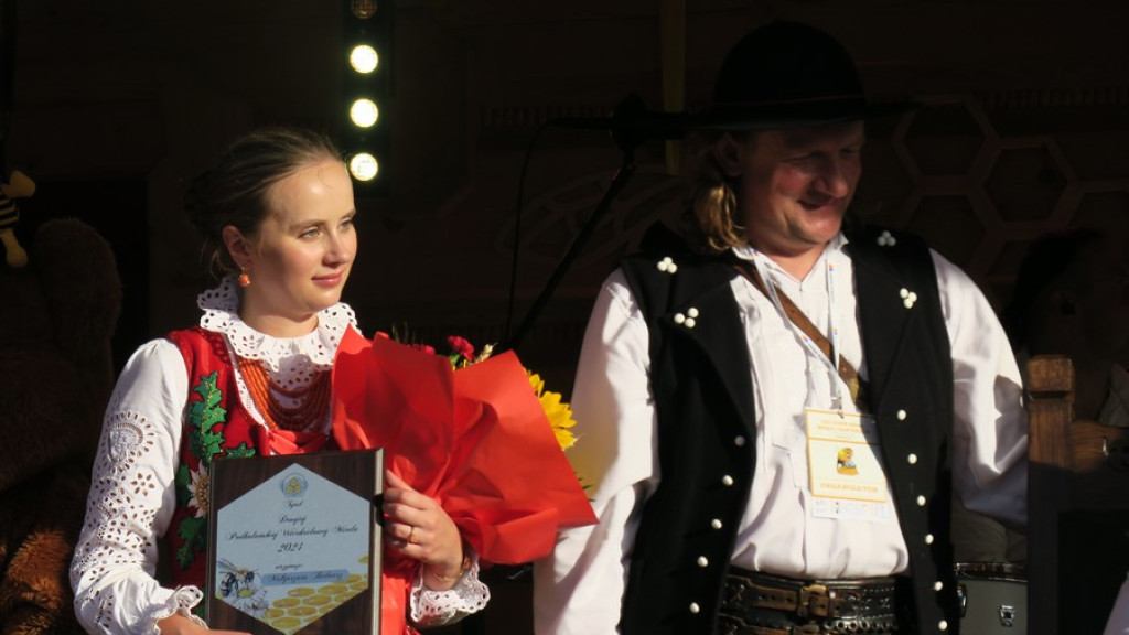 Joanna Franosz Podhalańską Królową Miodu 2024