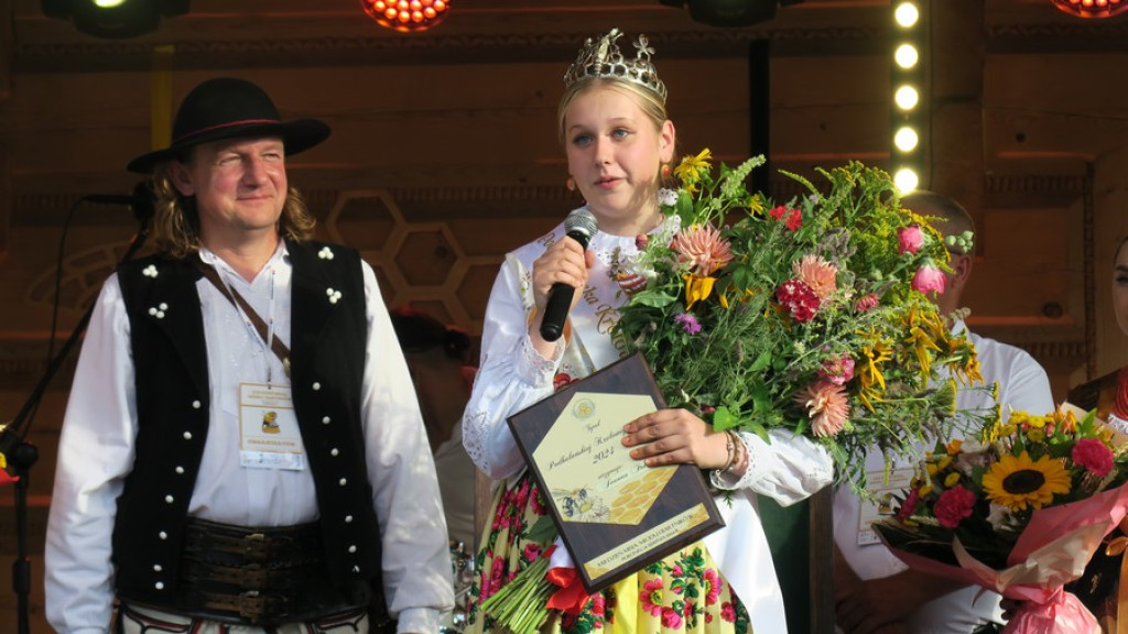 Joanna Franosz Podhalańską Królową Miodu 2024