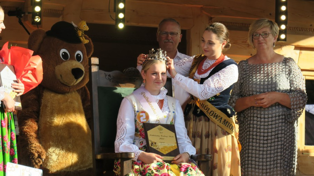 Joanna Franosz Podhalańską Królową Miodu 2024