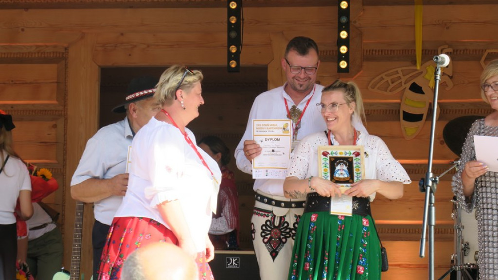 Joanna Franosz Podhalańską Królową Miodu 2024