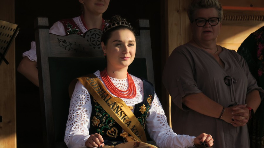 Joanna Franosz Podhalańską Królową Miodu 2024