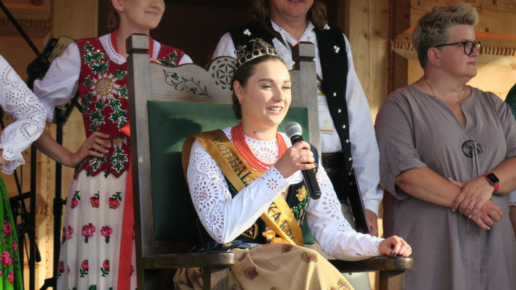 Joanna Franosz Podhalańską Królową Miodu 2024
