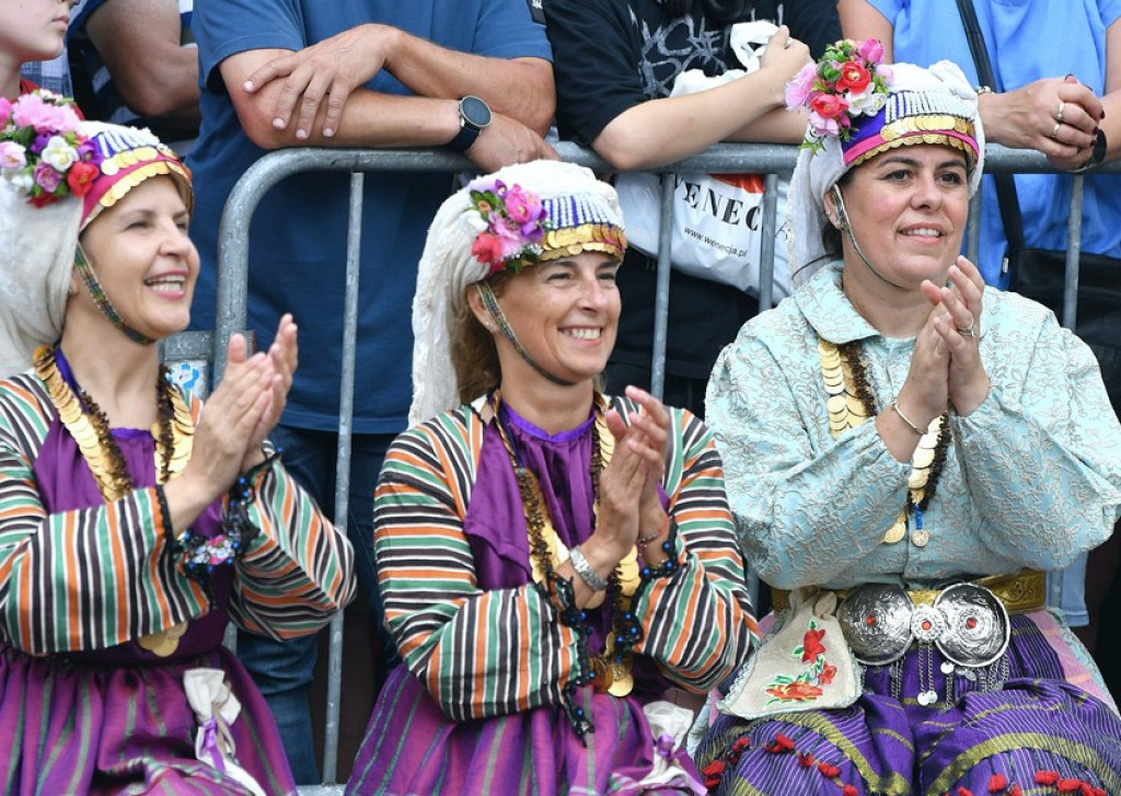 Festiwalowy korowód na Krupówkach