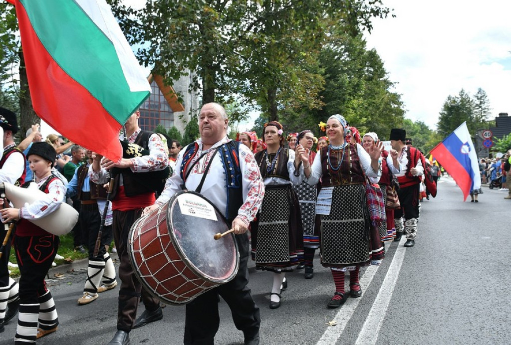 Festiwalowy korowód na Krupówkach