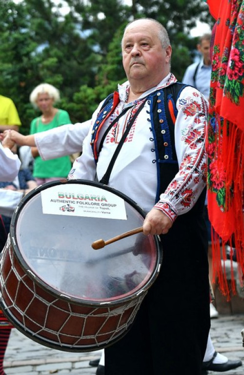Festiwalowy korowód na Krupówkach
