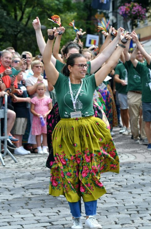 Festiwalowy korowód na Krupówkach