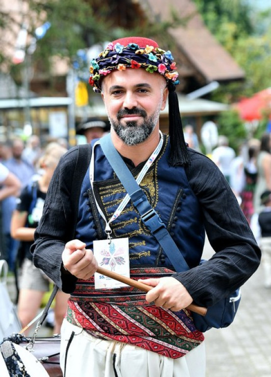 Festiwalowy korowód na Krupówkach