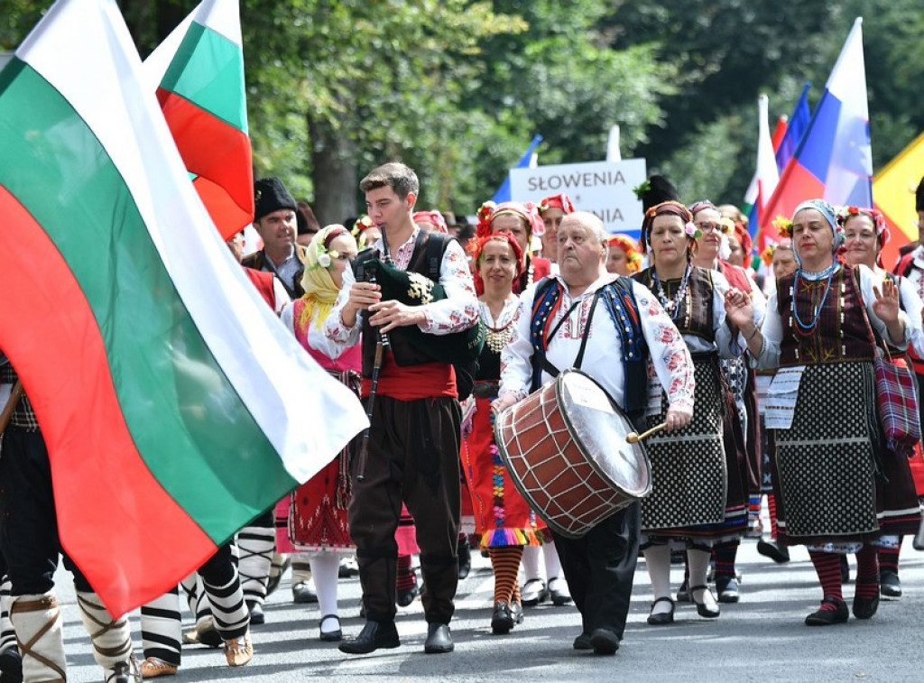 Festiwalowy korowód na Krupówkach