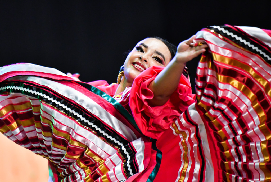 Rewia żywiołów na festiwalowej scenie