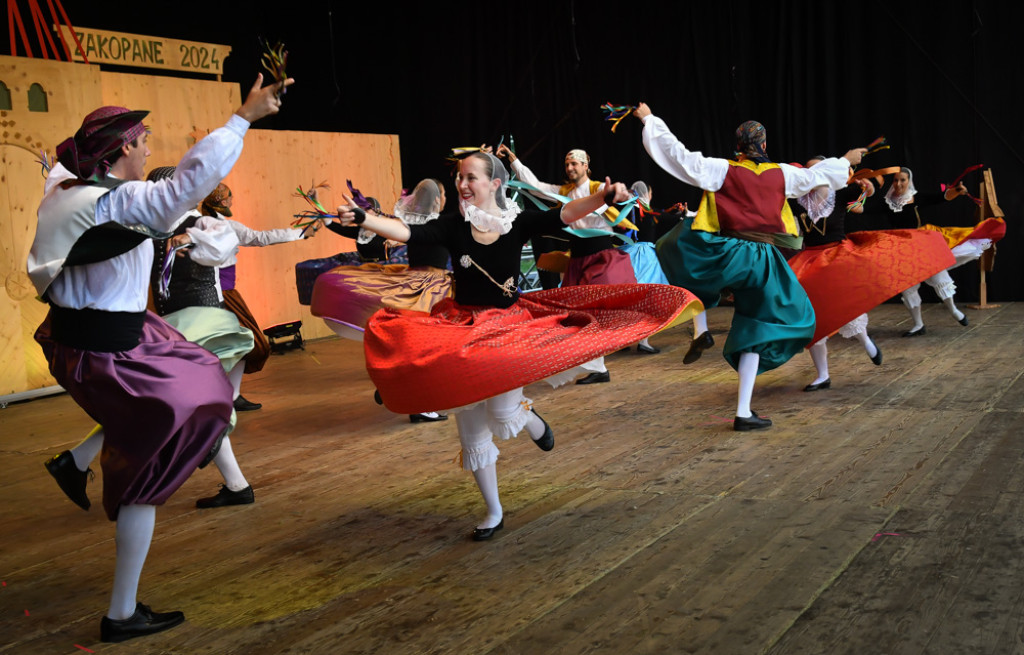 Rewia żywiołów na festiwalowej scenie