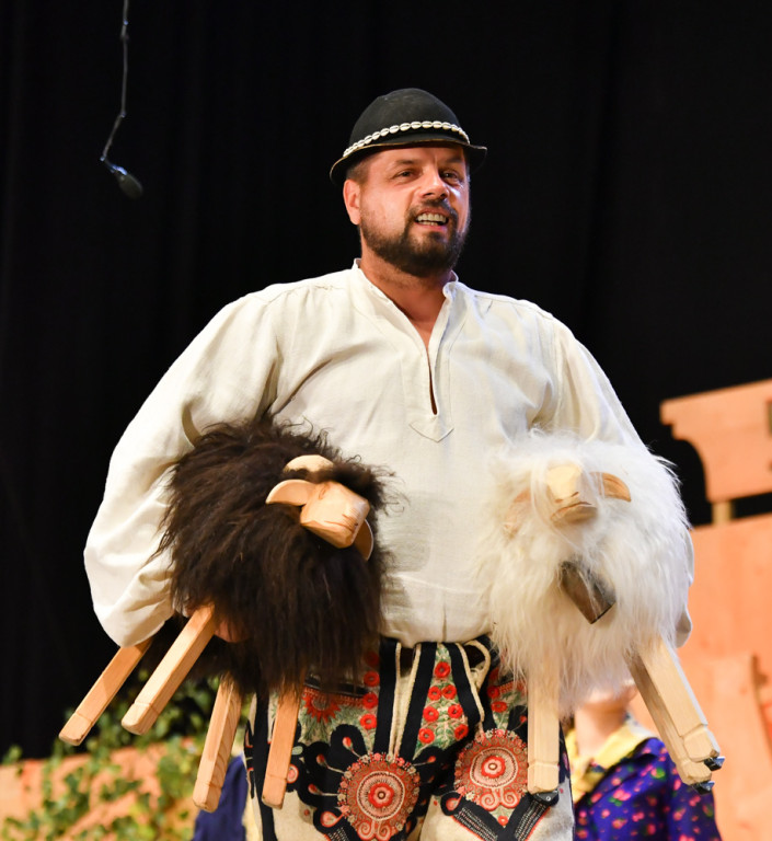 Rewia żywiołów na festiwalowej scenie