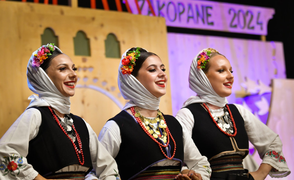 Rewia żywiołów na festiwalowej scenie