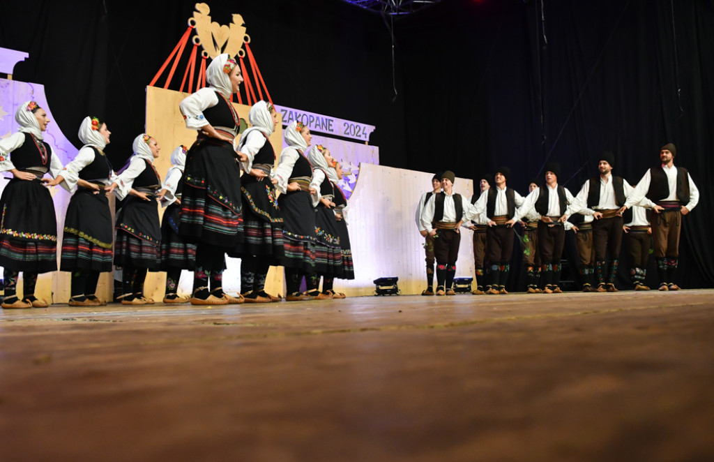 Rewia żywiołów na festiwalowej scenie
