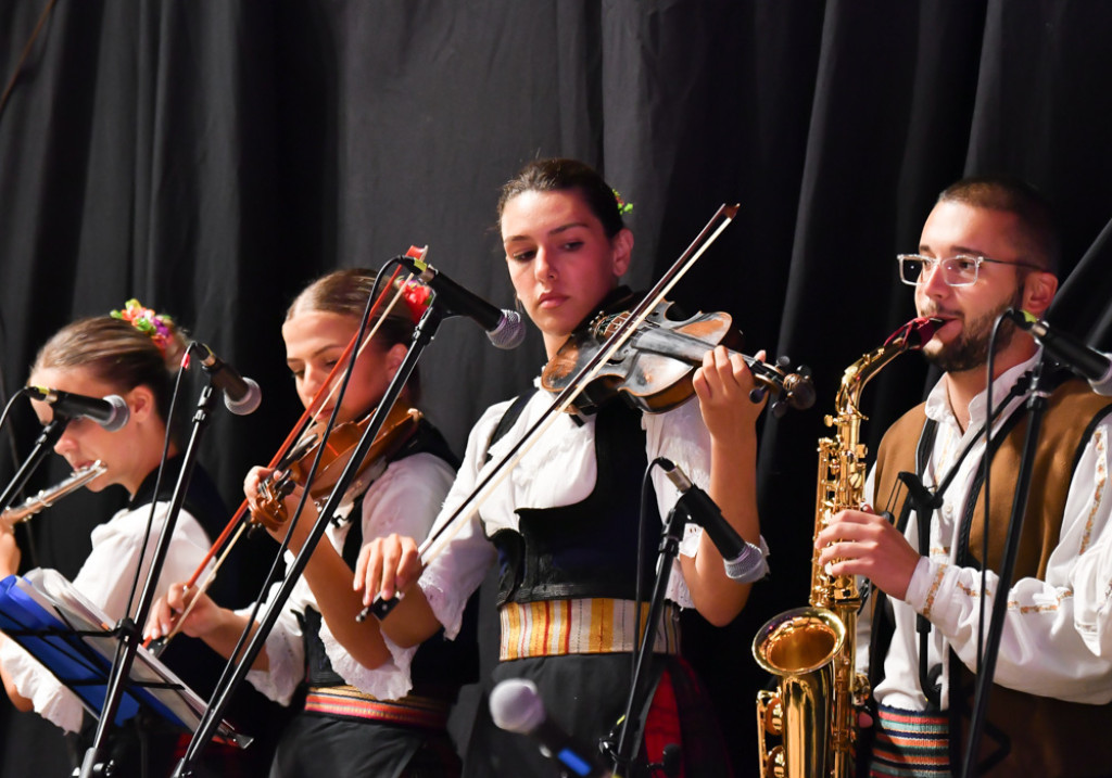 Rewia żywiołów na festiwalowej scenie