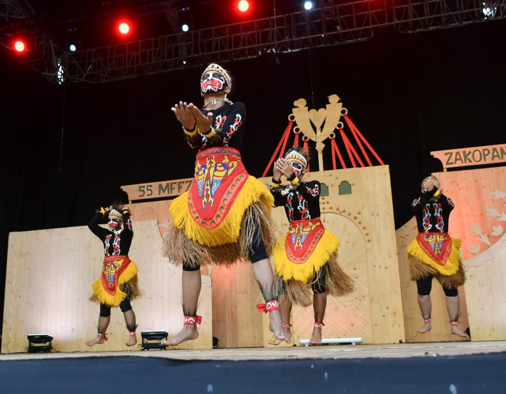 Rewia żywiołów na festiwalowej scenie
