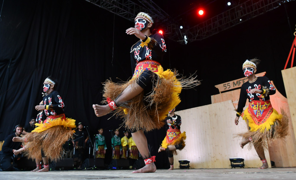 Rewia żywiołów na festiwalowej scenie