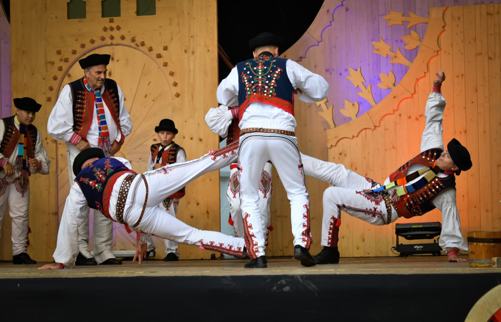 Rewia żywiołów na festiwalowej scenie