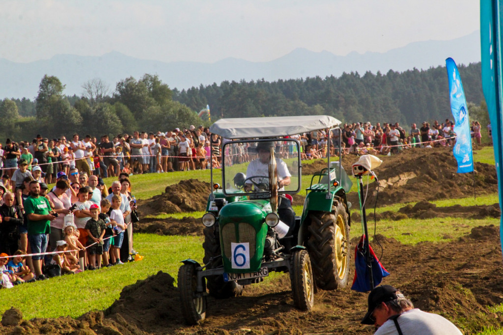 Traktoriada w mieście