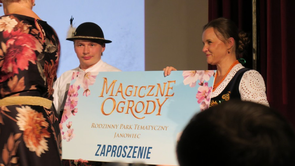 Zbójnicek ze Zębu tańczy, śpiewa i gra już 60 lat