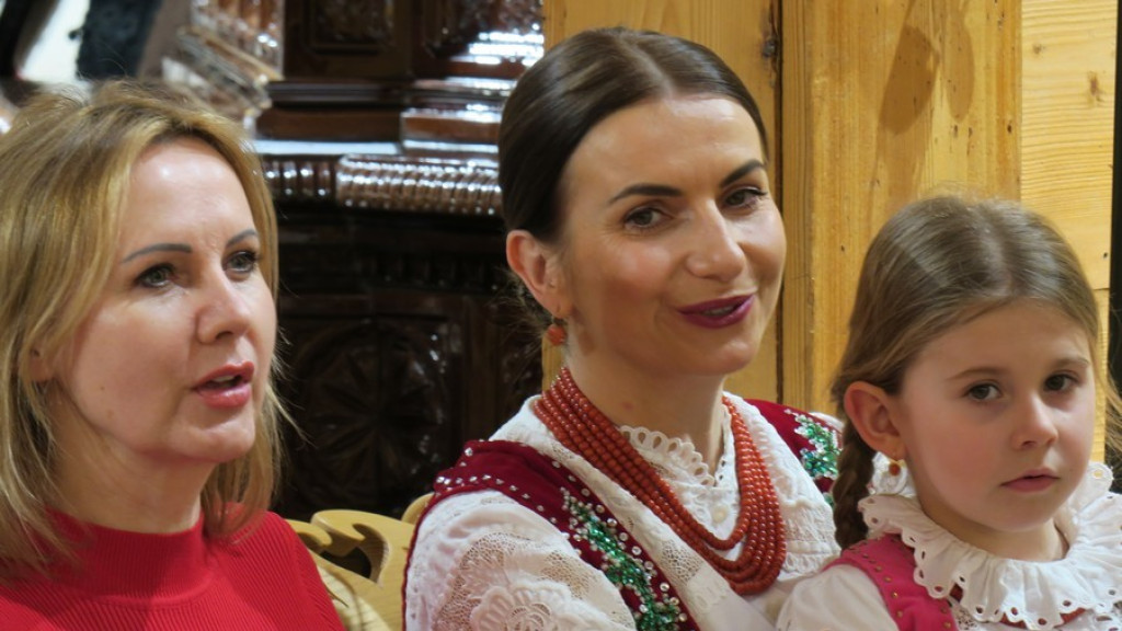 Noworoczne kolędowanie w Czerwony Dworze