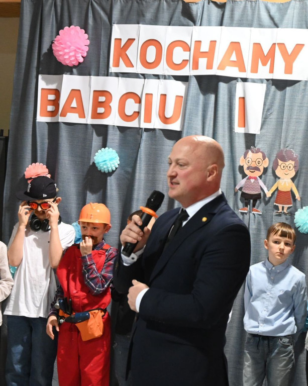 Dzień Babci i Dziadka w SP Ciche 1