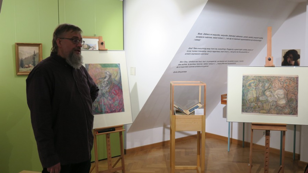 Odważnej Estery Karp wyprowadzanie z zapomnienia