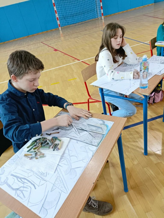 Młodzi artyści i ich wizje kubizmu