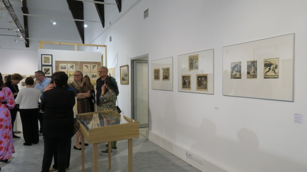 Szesnaście kobiet w Miejskiej Galerii Sztuki