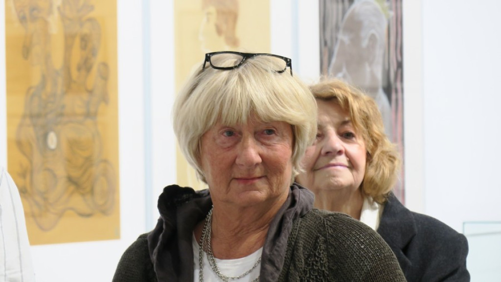 Szesnaście kobiet w Miejskiej Galerii Sztuki