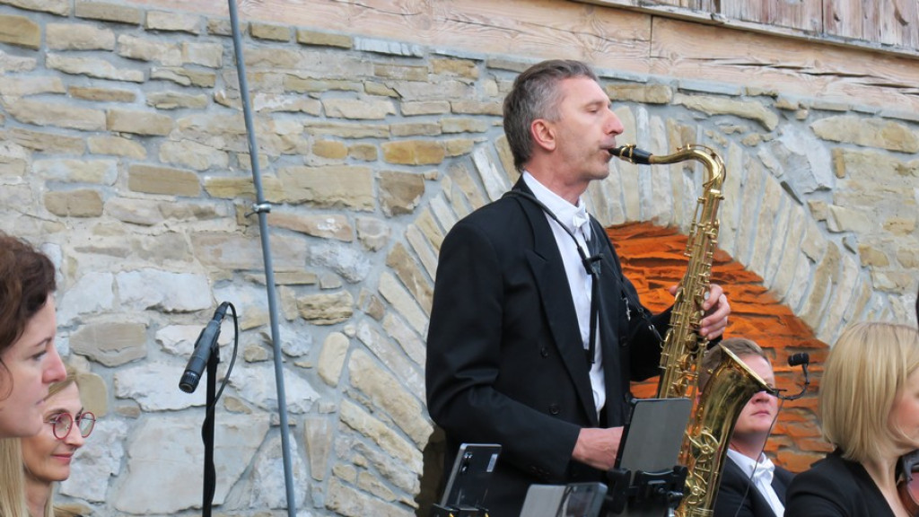 Orkiestra Arte Symfoniko w Czerwonym Dworze